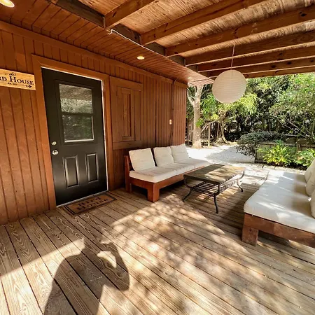 Serene Tiny House Retreat In Japanese Garden Homestead Exterior photo